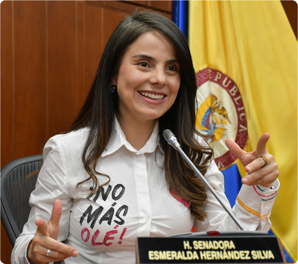 Esmeralda Hernández Senadora Colombia